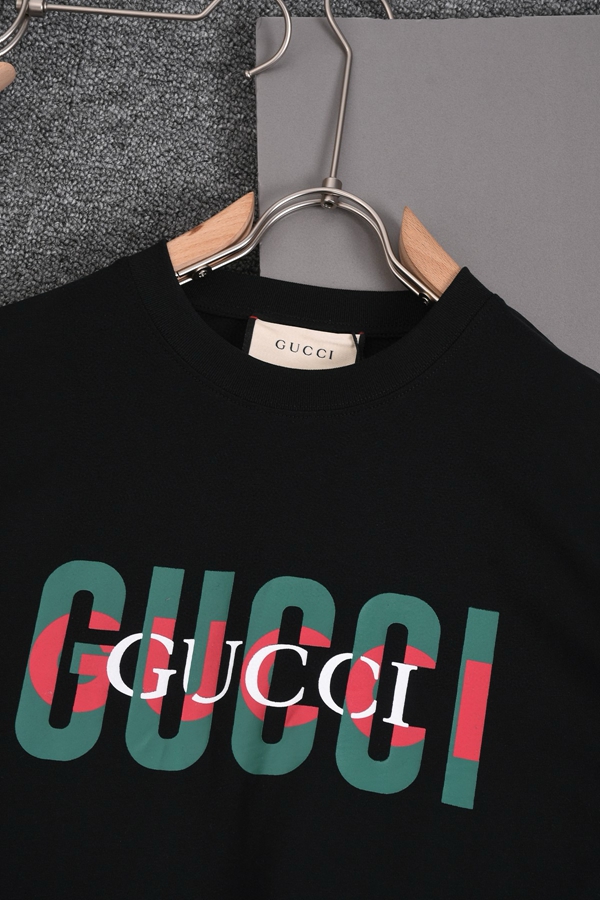 ブランドTシャツ背面デザイン